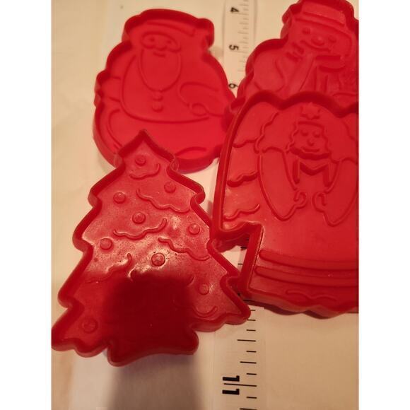 4 Red Christmas Holiday Imprint COOKIE Cutter Santa Tree Angel Snowman VINTAGE - Picture 6 of 7